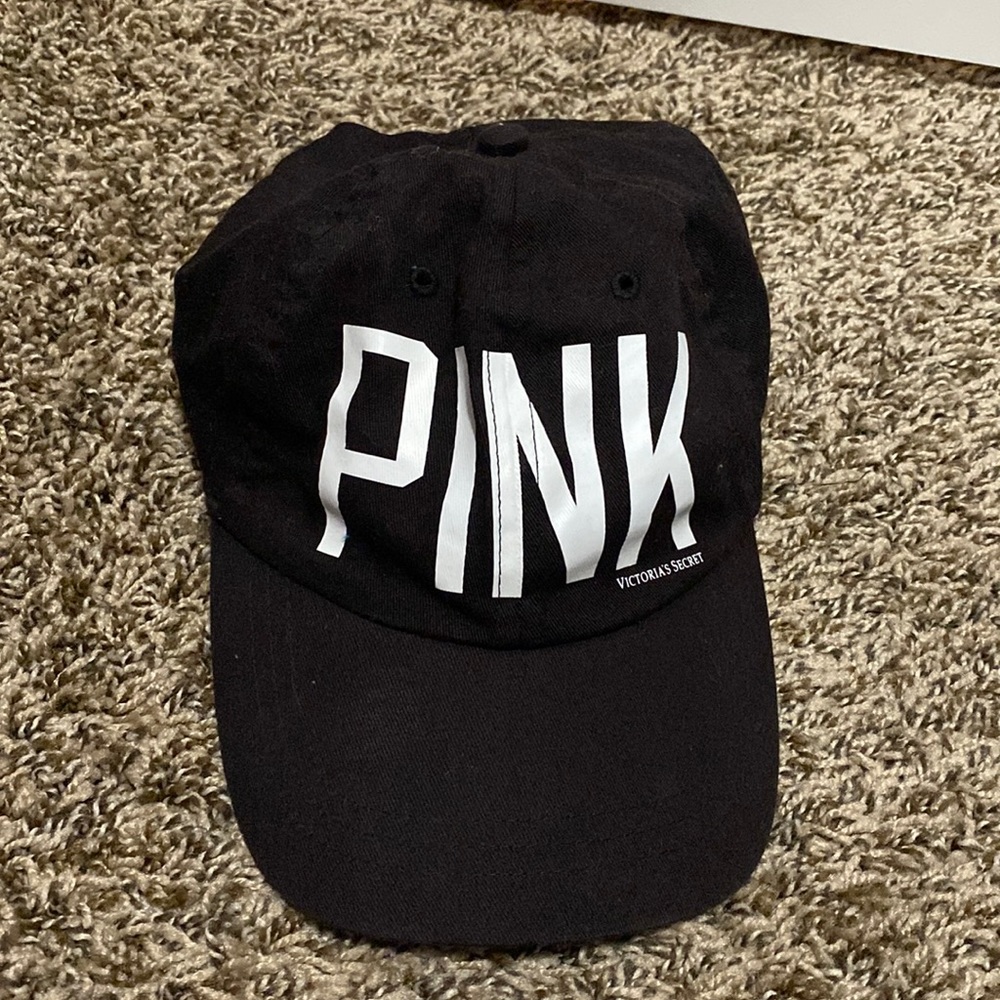 VS Pink hat